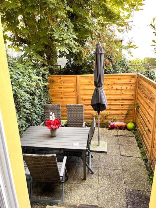 Doppelzimmer Mit Terrasse In Privatem Zuhause Lübeck Exterior foto