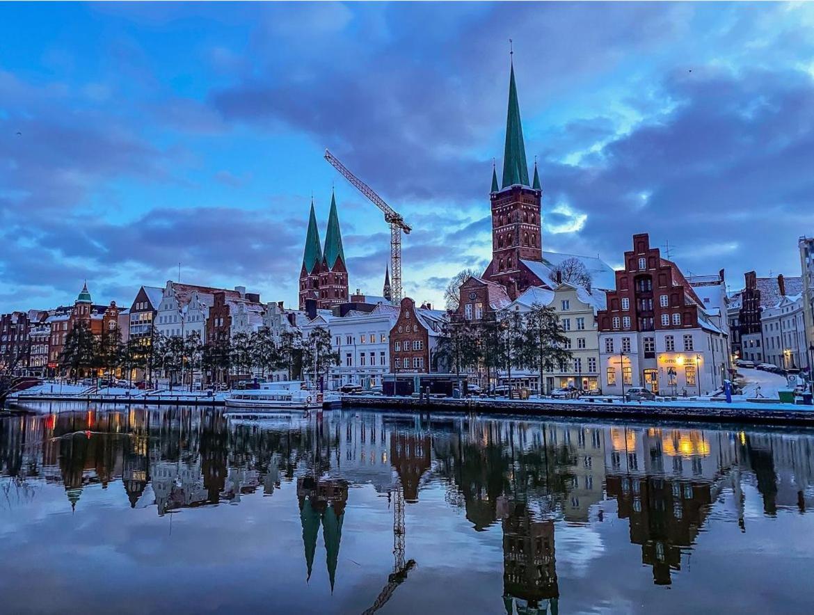 Doppelzimmer Mit Terrasse In Privatem Zuhause Lübeck Exterior foto