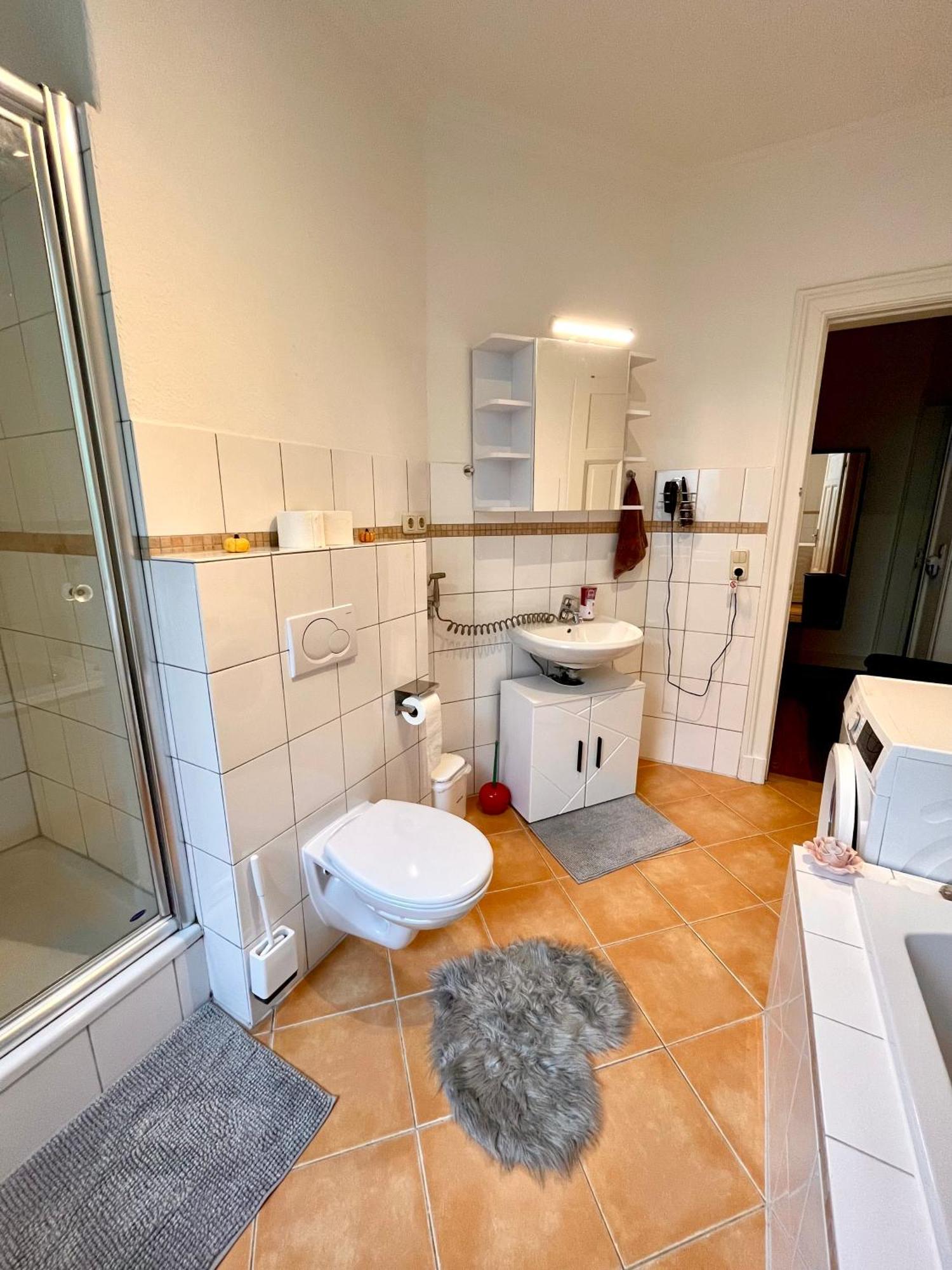Doppelzimmer Mit Terrasse In Privatem Zuhause Lübeck Exterior foto