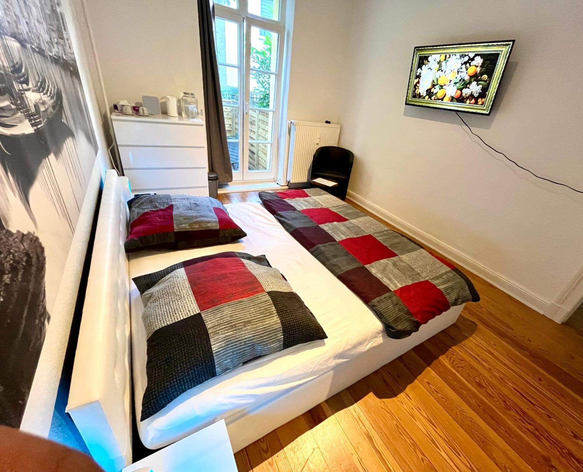 Doppelzimmer Mit Terrasse In Privatem Zuhause Lübeck Exterior foto